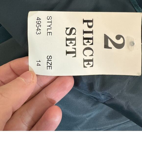 J.R. Nites by Caliendo Green 2-Piece Evening Dress and Jacket Size 14 Sheer NWT - Picture 16 of 16